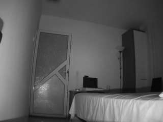 voyeurcam charmhellen kitchen